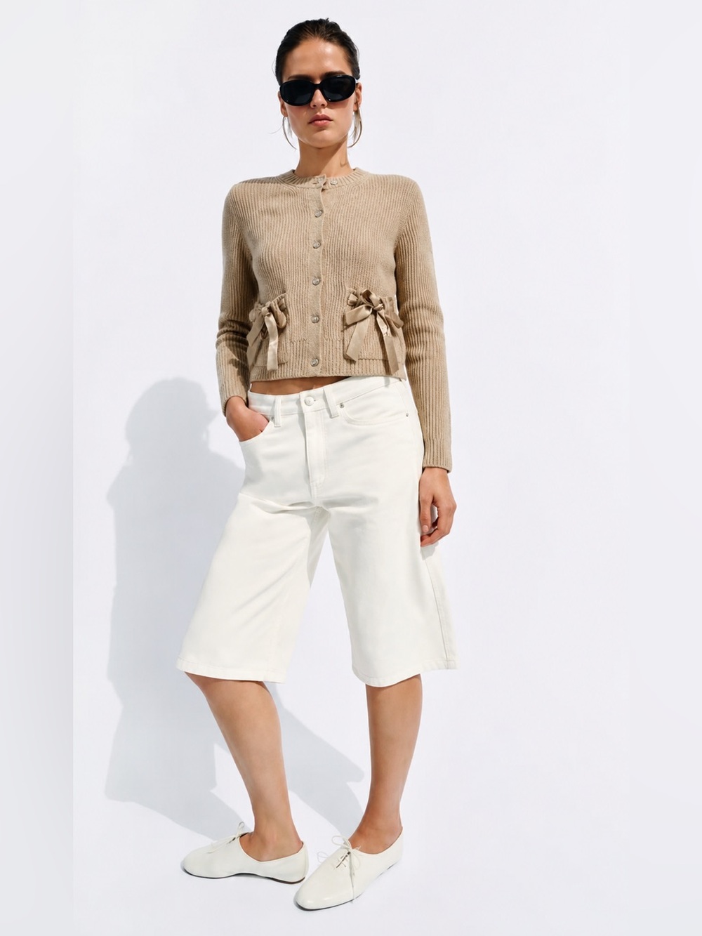 Splendid beige Ribbed Knit Crew with front pockets